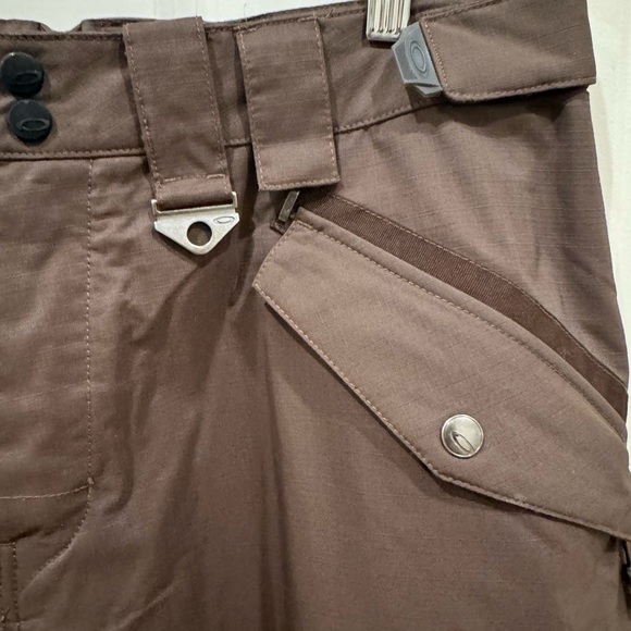 Oakley 3M Thinsulate Men's Dark Brown Cargo Snow Pants size large- sample NWOT - Picture 3 of 7